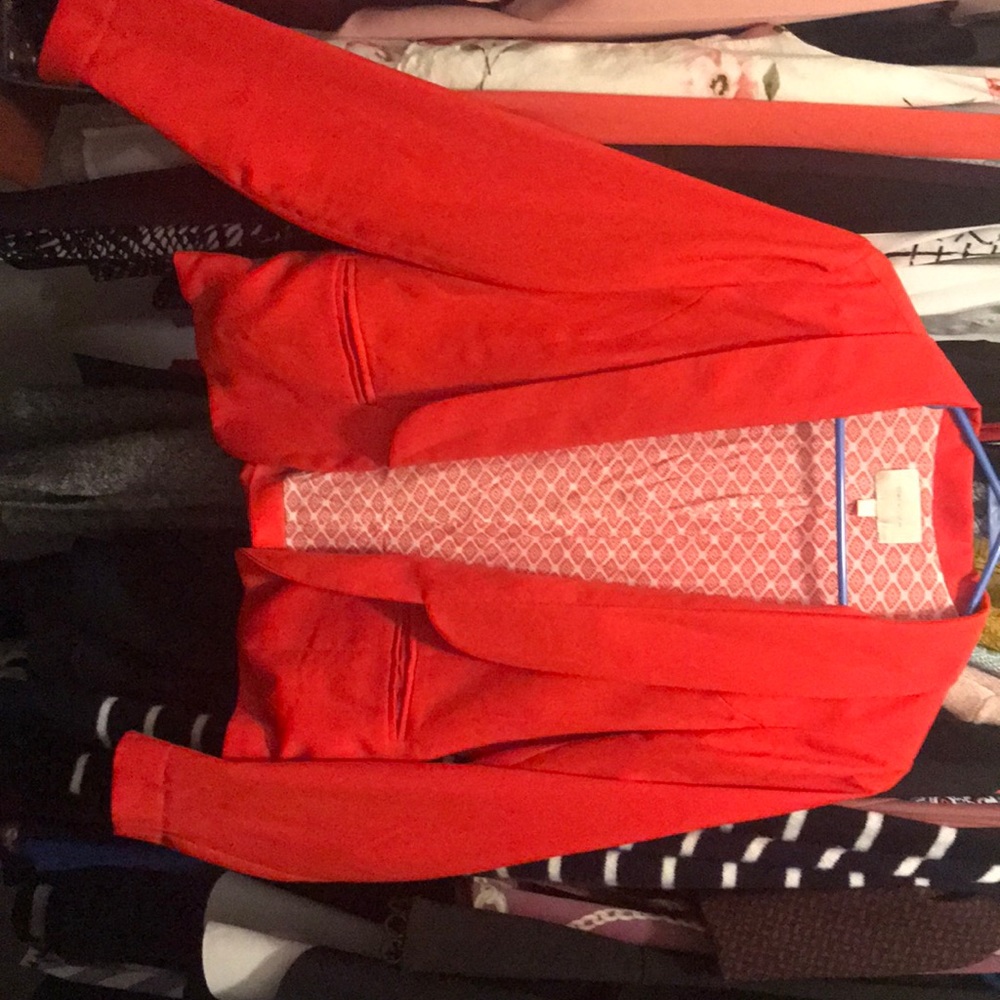 Skies are blue Red blazer Large